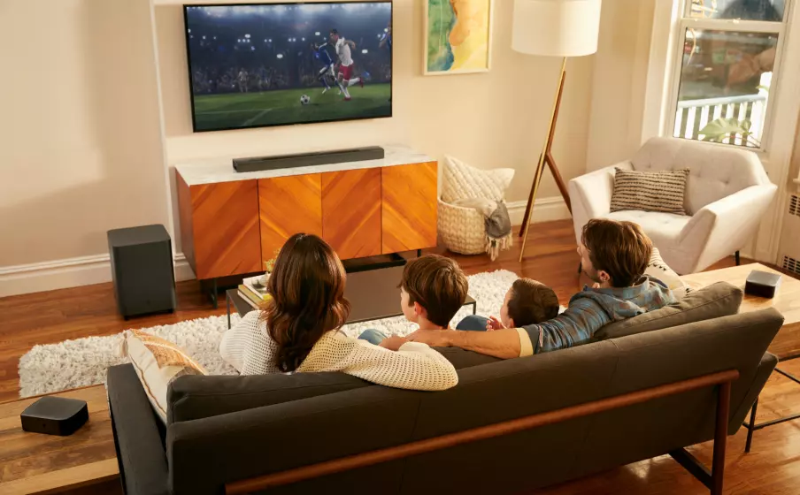 Benefits of using Ethernet connection over Wi-Fi for IPTV streaming